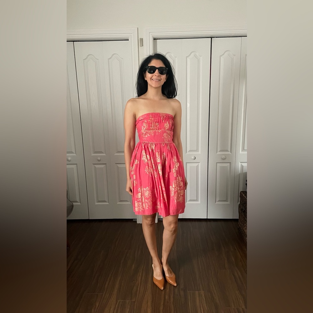 Adorable Coral strapless dress